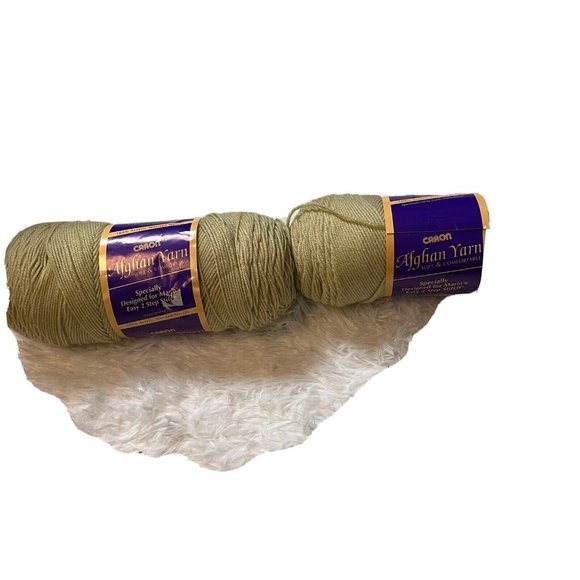 Bundle Lot Of 2 Vintage 7 Oz Skeins Caron Beige Acrylic Worsted Afghan Yarn - Picture 2 of 4